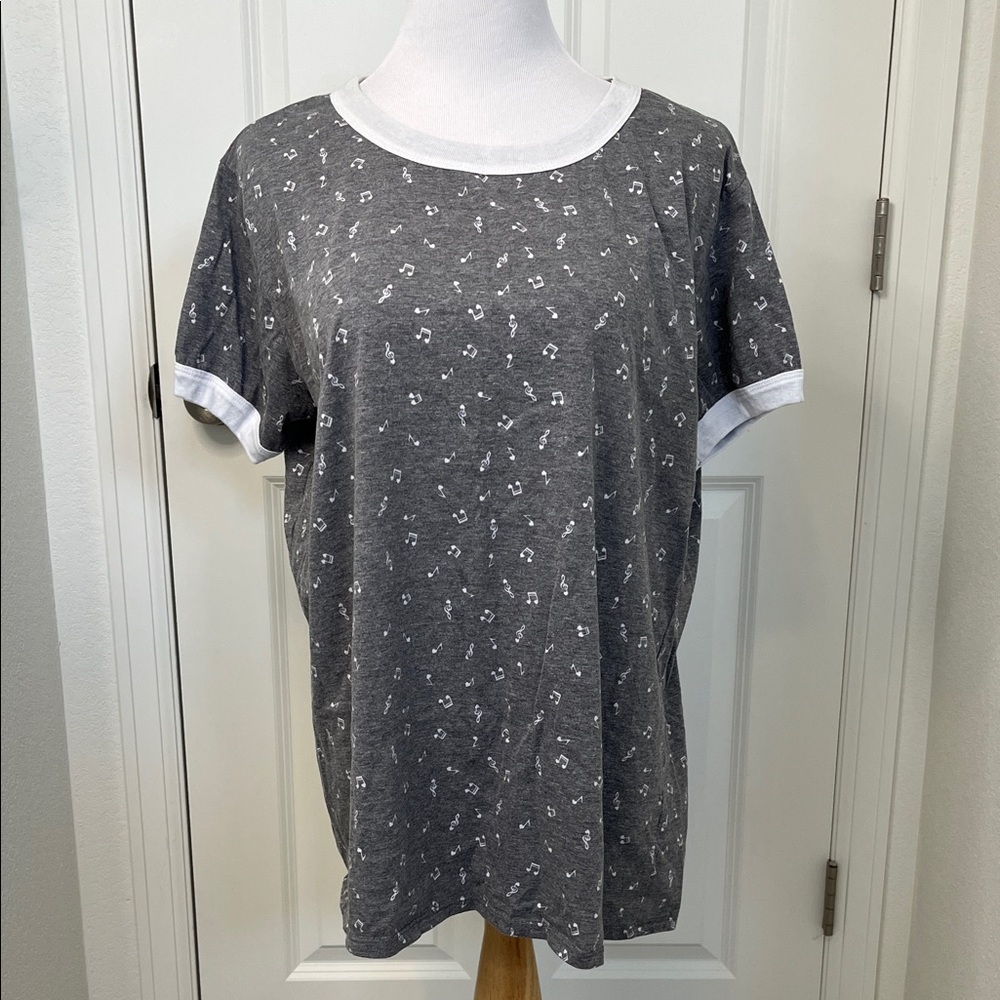 LuLaRoe Liv Gray Music Note Ringer T Shirt 3XL 26-28